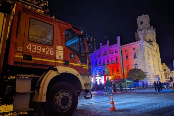 Młodzieżowe Drużyny Pożarnicze z regionu wzięły udział w grze miejskiej „Śladem AED” we Wschowie
