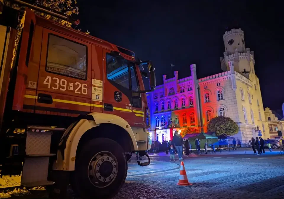 Młodzieżowe Drużyny Pożarnicze z regionu wzięły udział w grze miejskiej „Śladem AED” we Wschowie