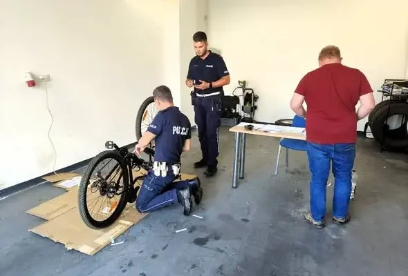 Wschowa: Policja oznakowała 14 rowerów w akcji „Bezpieczny Rower”