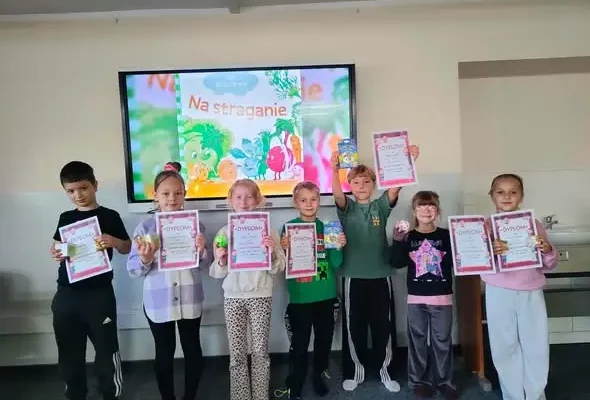 Klasowy konkurs recytatorski w klasie 2A – „Na straganie” Jana Brzechwy