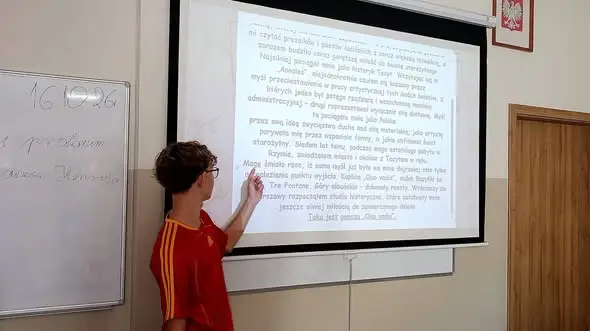 Uczniowie przejęli tablicę – lekcje odwrócone w szkole