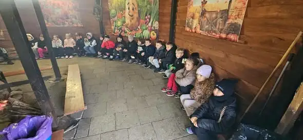 Uczniowie z klas 2a i 2b odkrywali tajemnice ziemniaka w Wiosce Indiańskiej